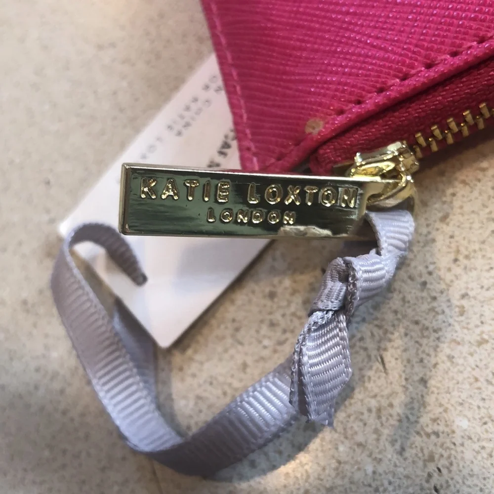 KATIE LOXTON FREE SPIRIT TEXTURED PERFECT POUCH PINK GOLD EMBOSSED NEW WITH TAGS